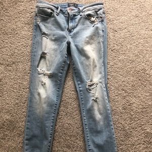 Abercrombie Ankle Jeans, size 4s, light wash